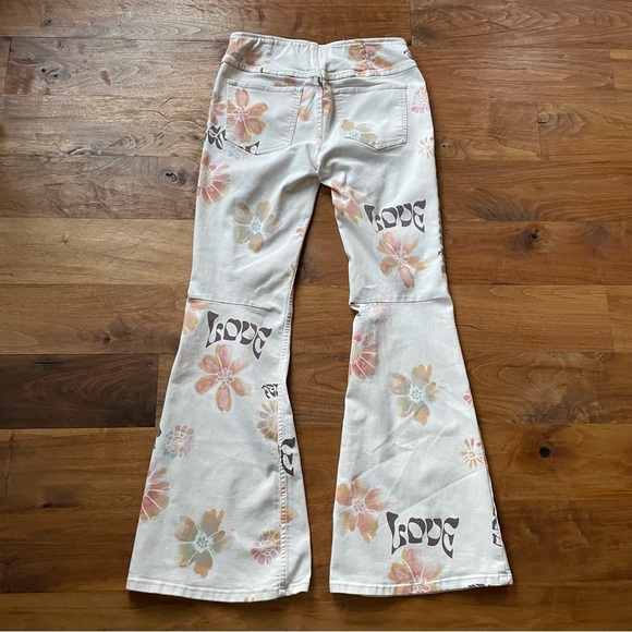 We The Free Penny Pull-On Printed Flare Jeans Floral Good Vibes Combo sz 28 - Picture 6 of 16